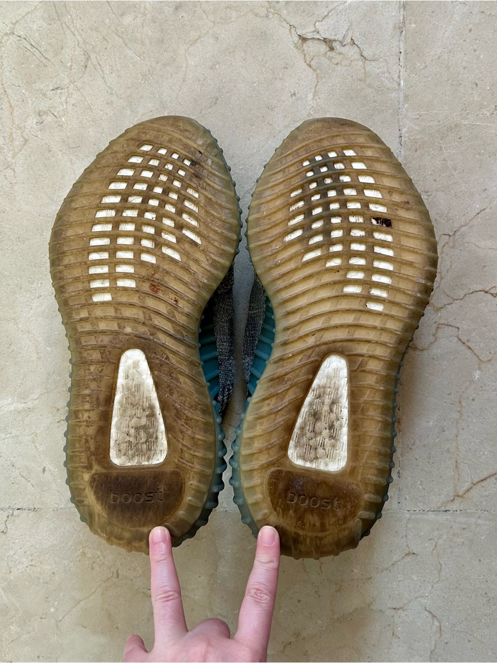 Adidas Yeezy Sneakers Men’s 5.5 - Picture 2 of 4